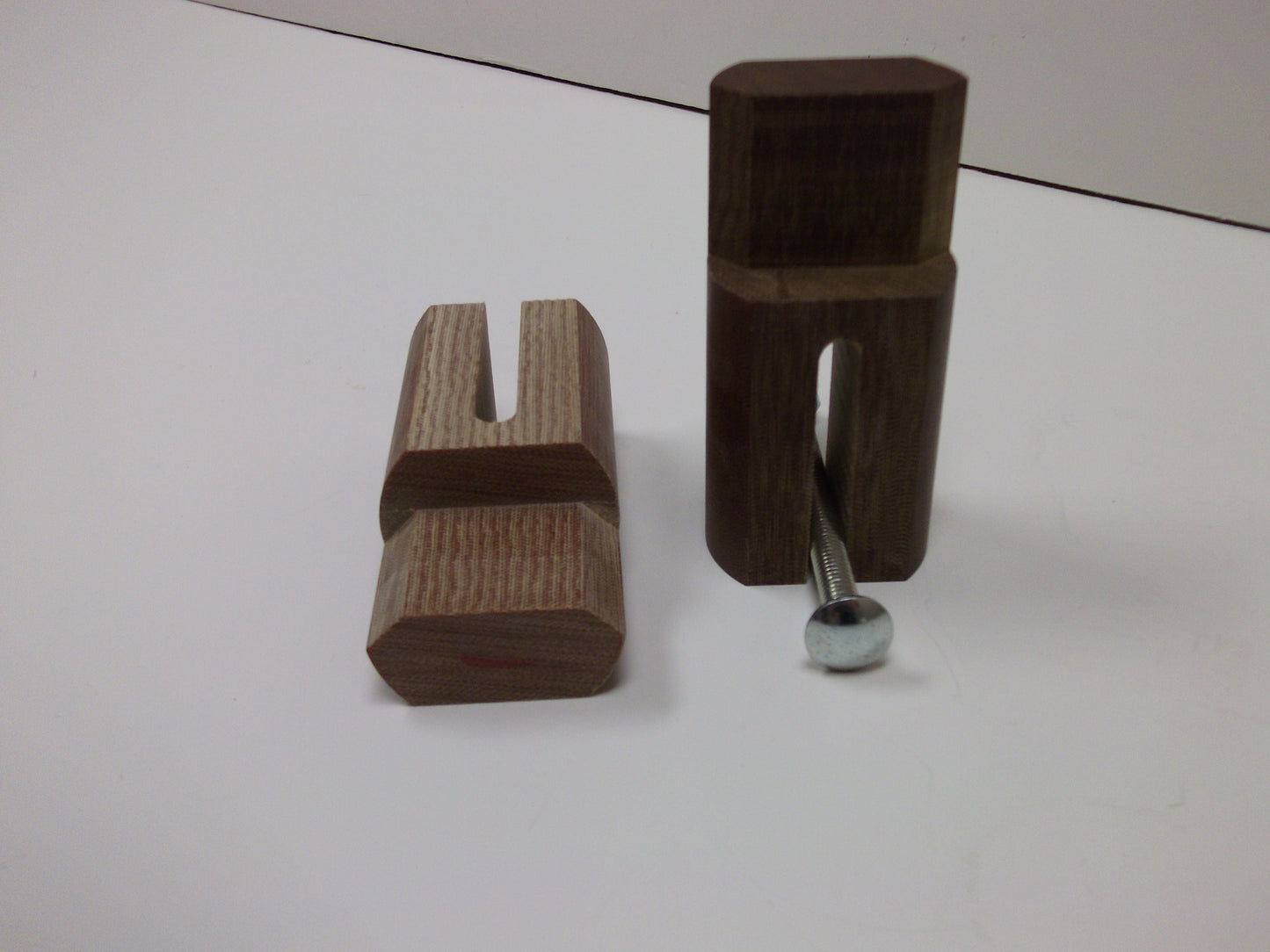 Phenolic Scrap Support